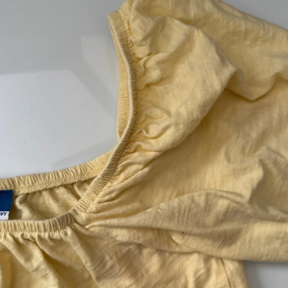 Old‎ Navy Yellow Puff Sleeve Square Neck Top Size Large